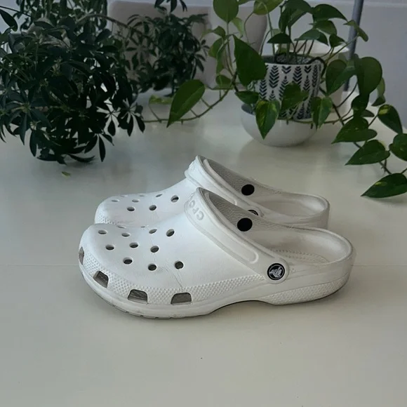 CROCS White Sandals Lightweight Water-Resistant - Picture 7 of 8
